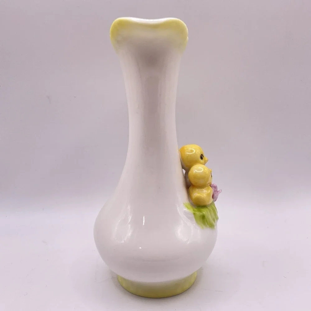 Vintage Kato Kogei Porcelain Bud Vase Pitcher Yellow Chicks‎ Easter Spring 5.5